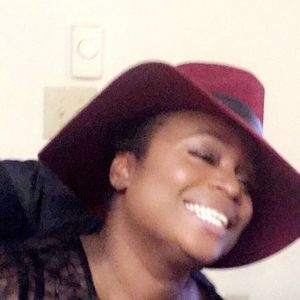 Meet your Posher, Stacey